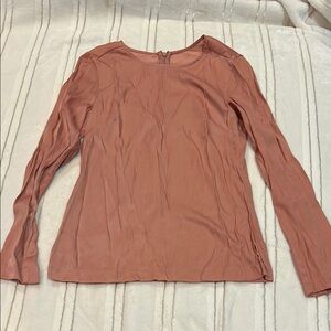 Elegant Women's Long Sleeve Top in Dusty Pink